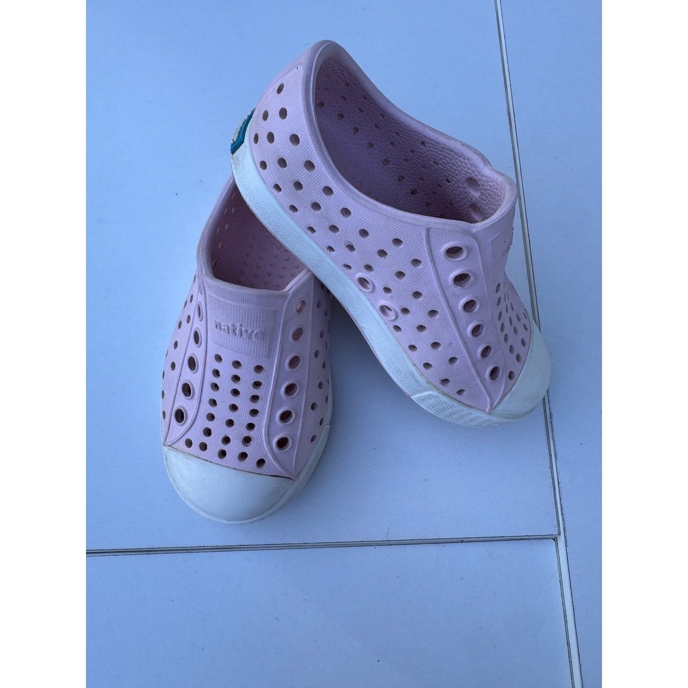 Native Kids Girls Pink Jefferson Slip On Sneakers Shoes Size C6 Comfort Cute‎